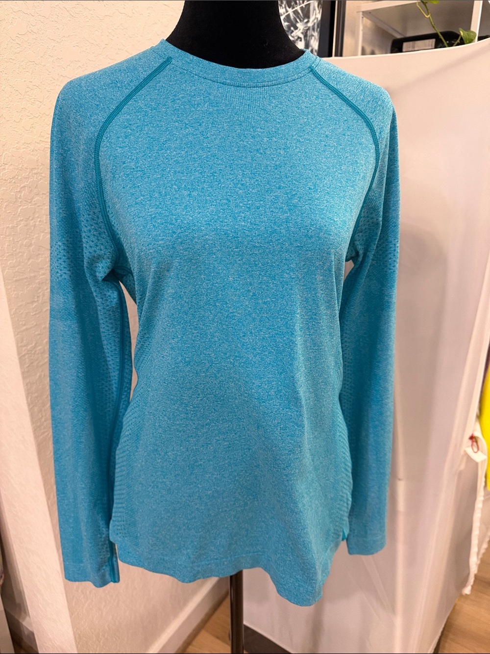 Figs Teal Salta underscrub shirt. Large